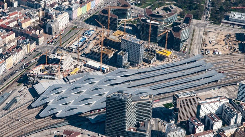 GNSS positioning supporting accurate and safe construction site operations