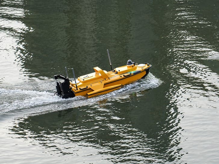 Levantamento batimétrico do Grande Canal com o USV Apache 6
