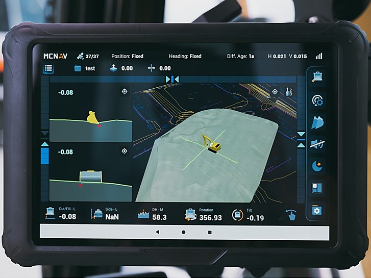 TX73 machine control system providing real-time excavator guidance 